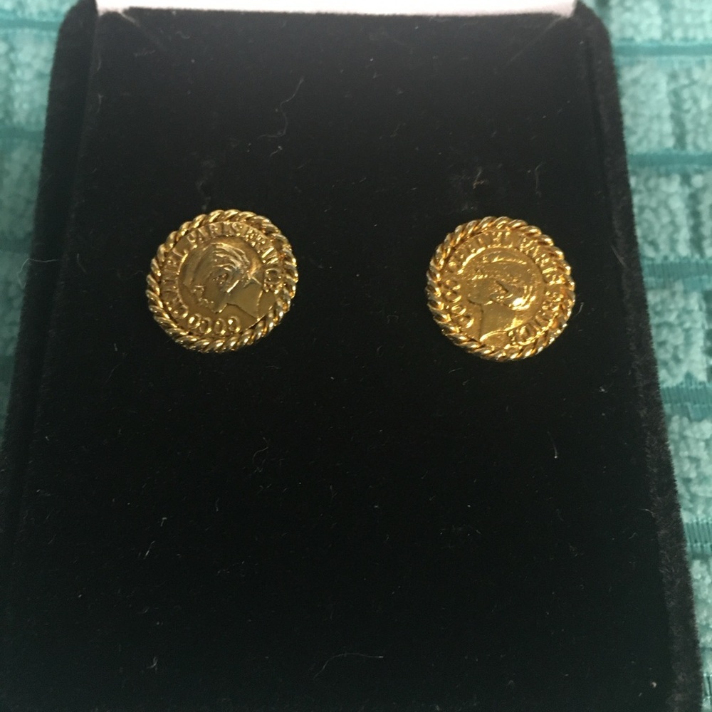 Authentic, vintage, gorgeous Chanel earrings.